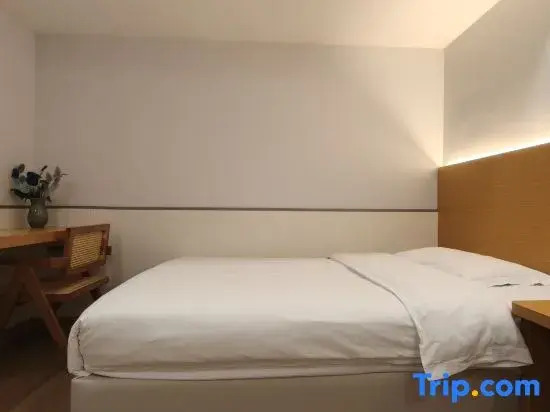 Weiduo Boutique Hotel (Jiangbei Airport Huixing Subway Station)