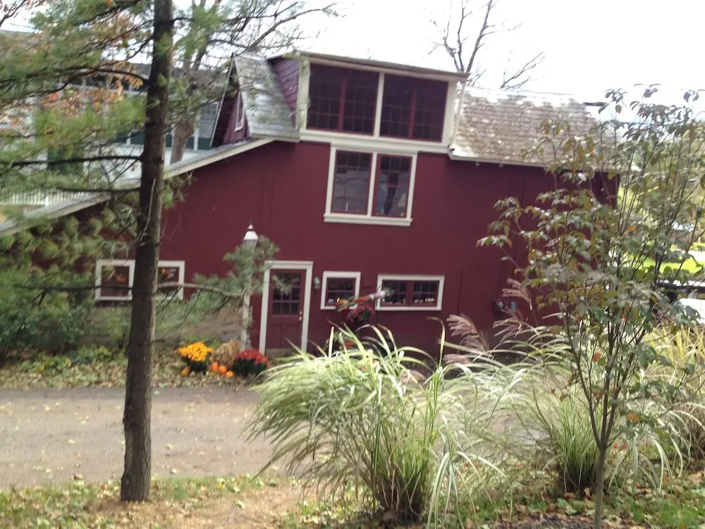 Inn at Millrace Pond