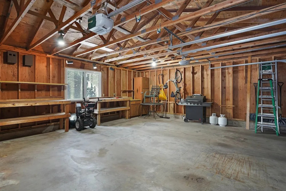 12 Quartz Mountain 2 Bedroom Home by RedAwning