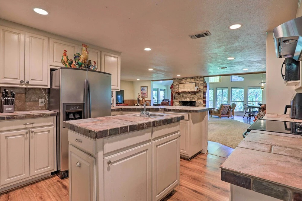 Granbury Lakefront Escape w/ Boat Dock & Slip!