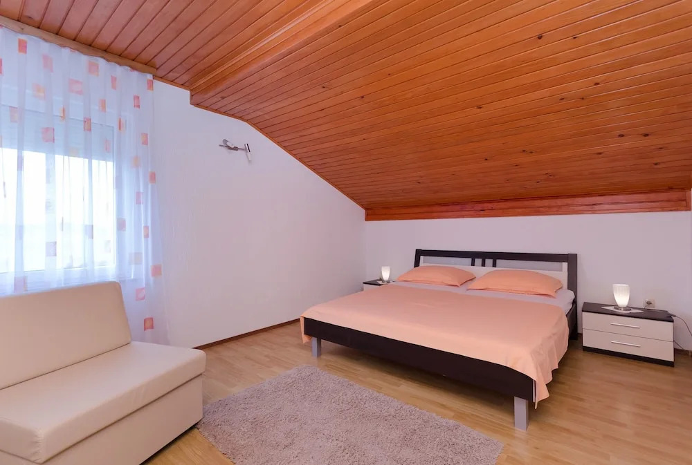 Apartments Maravera
