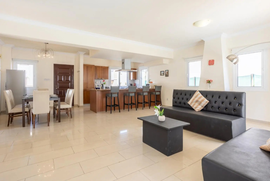 Villa Miracle
