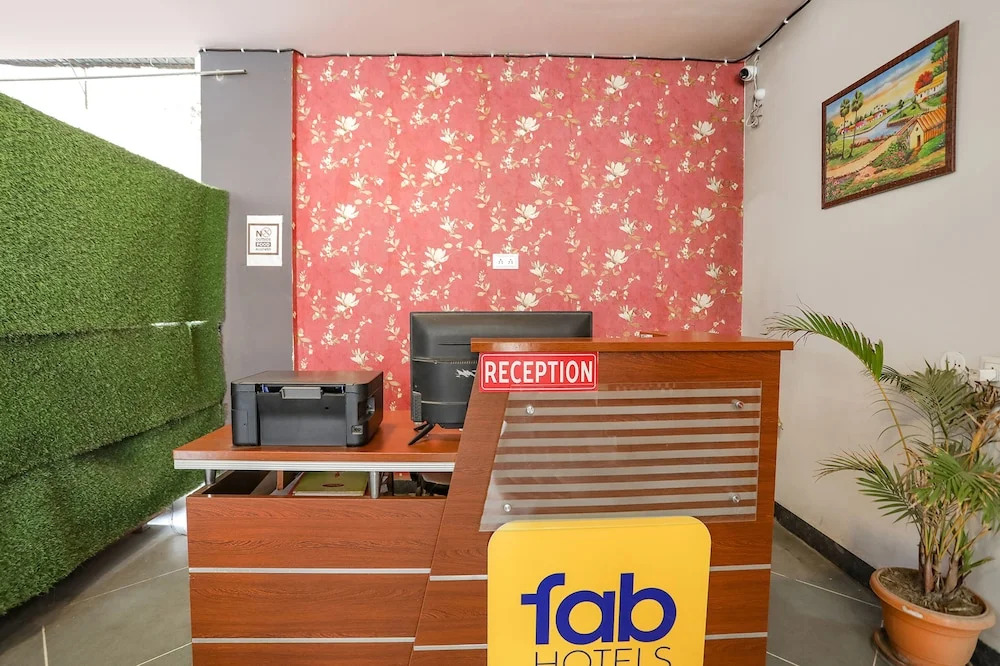 Fabhotel Hrg Destiny