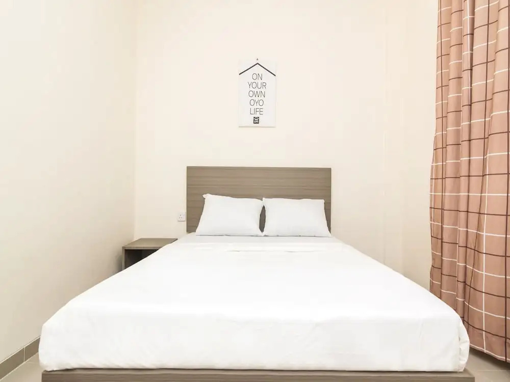 OYO Life 2735 Graha Nirwana