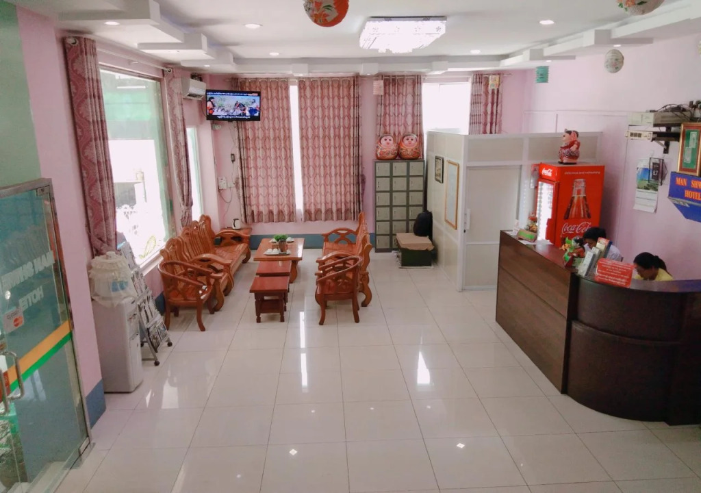 Man Shwe Li Hotel
