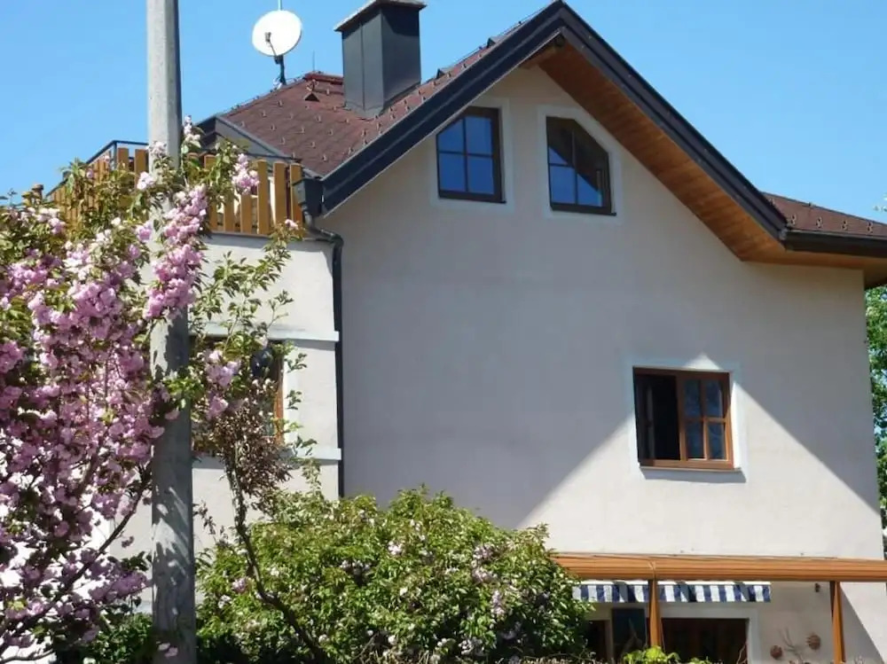 Studio Apartments Haus Schneider