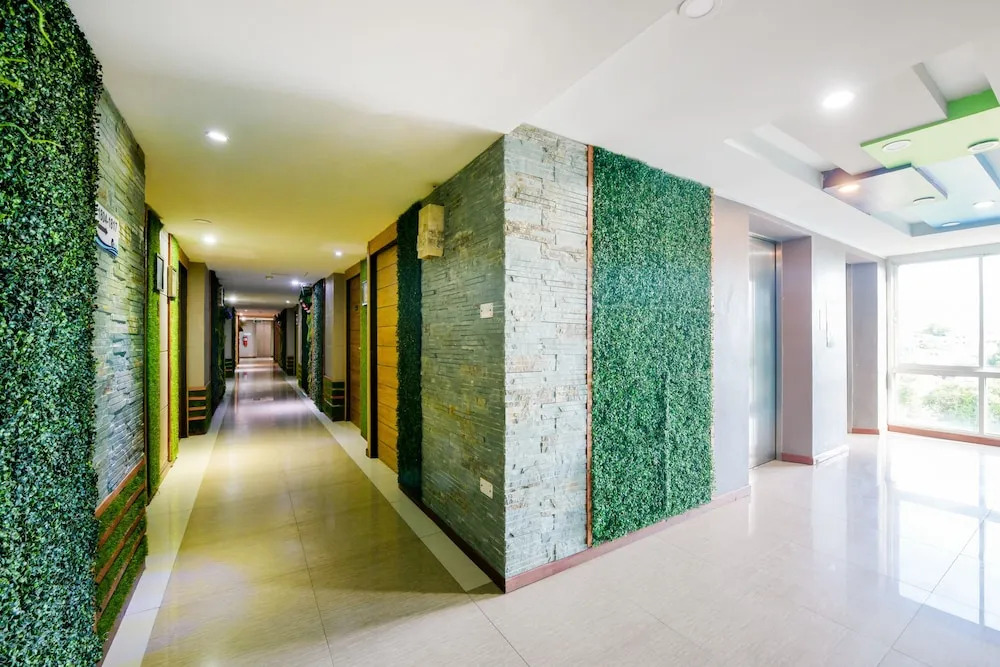OYO 143 Dday Resotel Pattaya Hotel