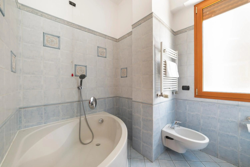Cenisio M5 Lovely Apartment - with balcony!