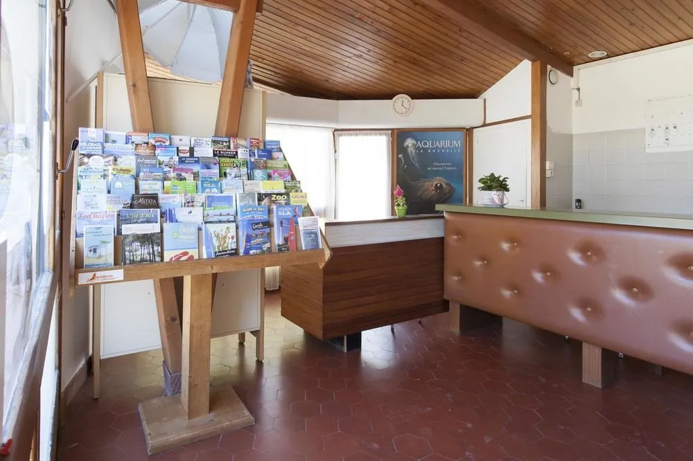 Residence Sous les Pins (by Popinns)
