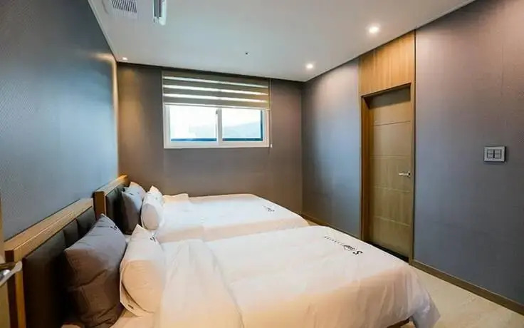 Busan Songjeong Stay