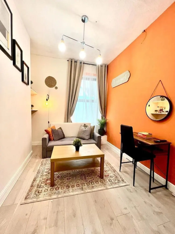 Skyline King Beautiful 1-bed Apartment in Swansea