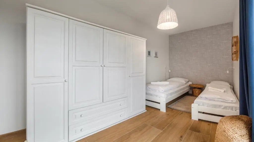 Lets Sea by 2HomeRent