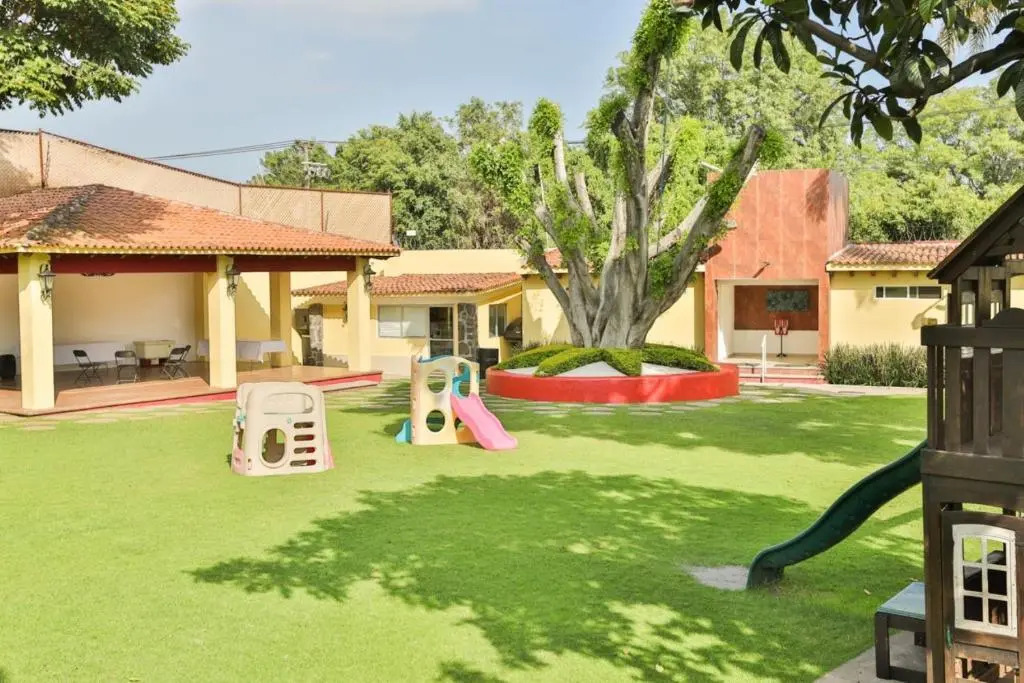 HostPal Quinta Jardines Sal de la rutina