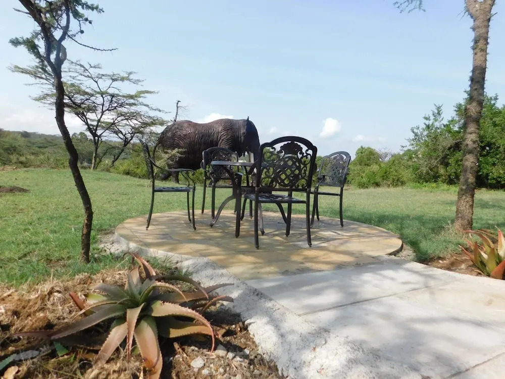 Kambi Mstuni Resort