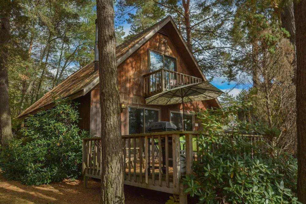 Rock Lodge