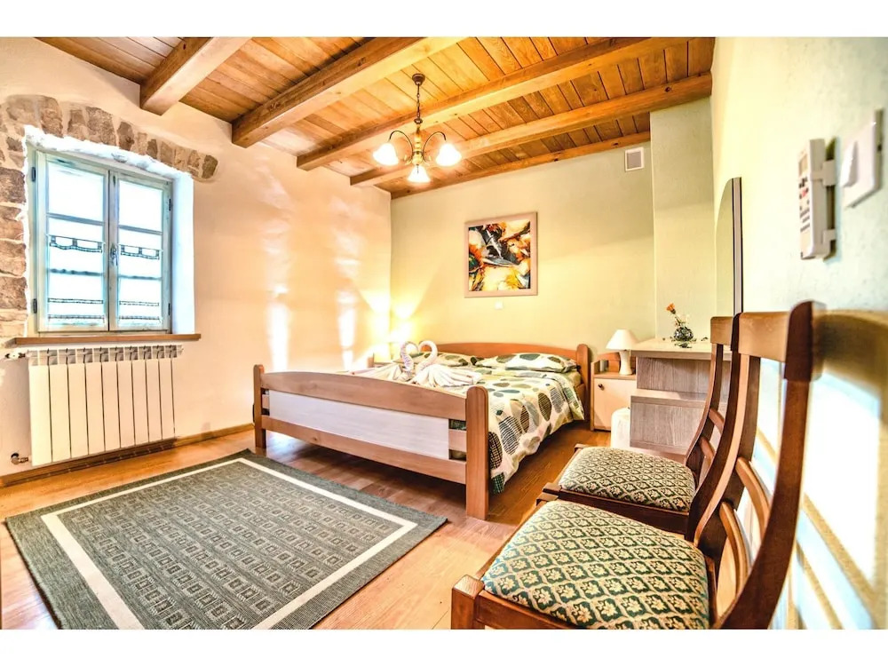 Charming Villa Only 10 Minutes Drive From the sea
