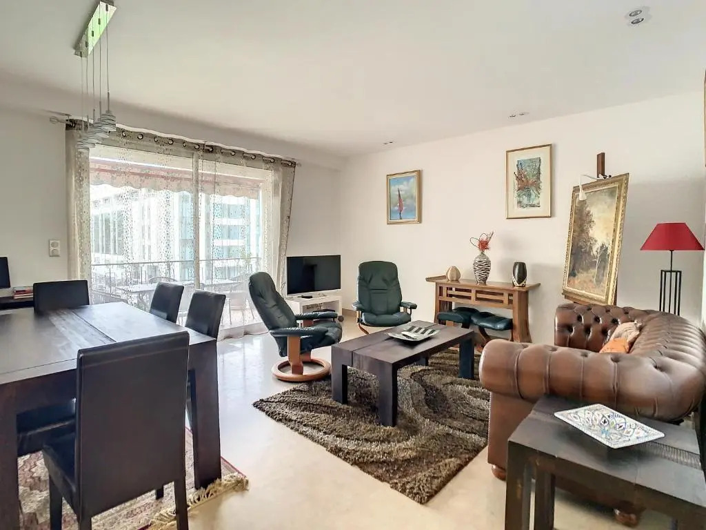 Appartements Cannes Centre : Rond Point Duboys dAngers