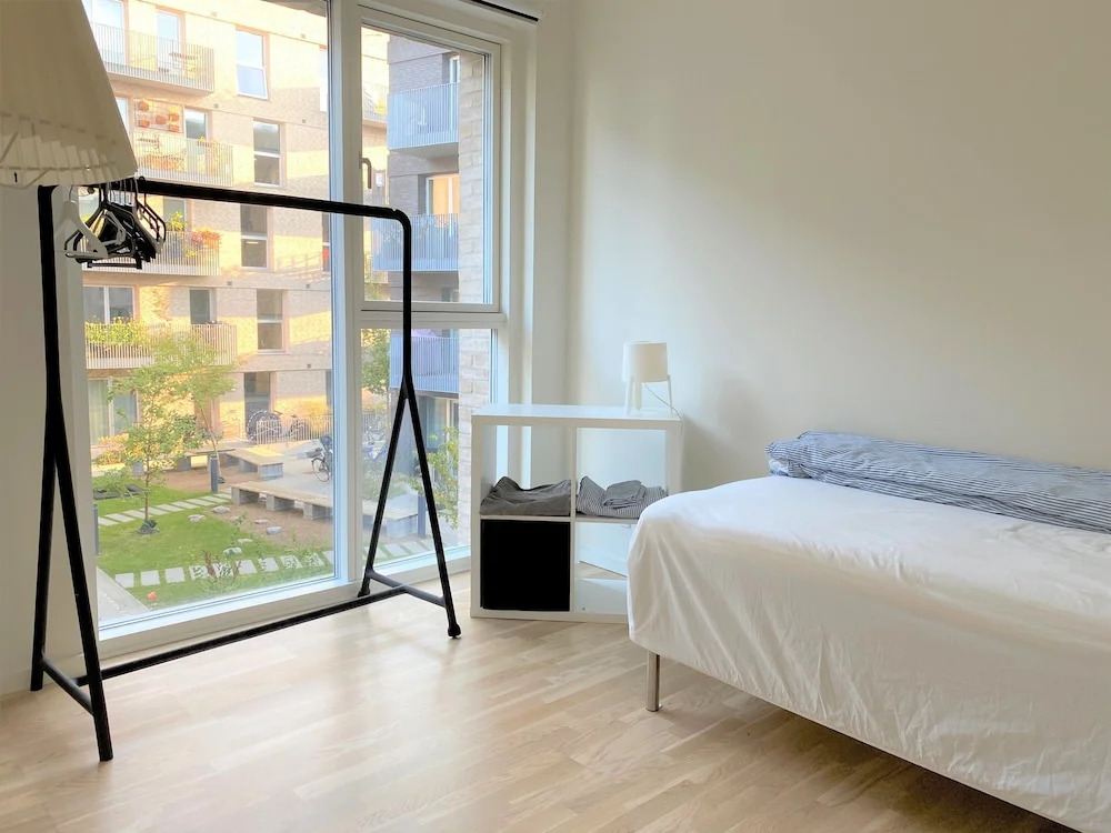 Modern Four-bedroom Townhouse Next to Bella Center and Copenhagen Airport