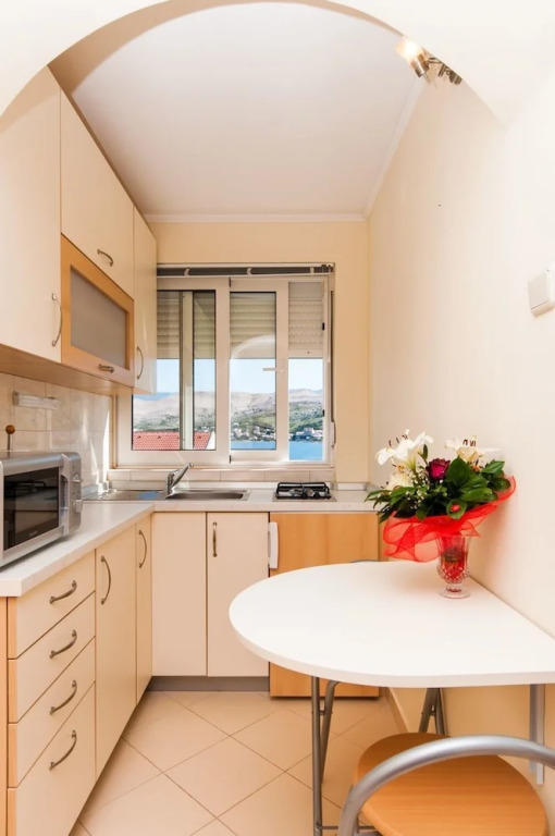 Apartments Ena