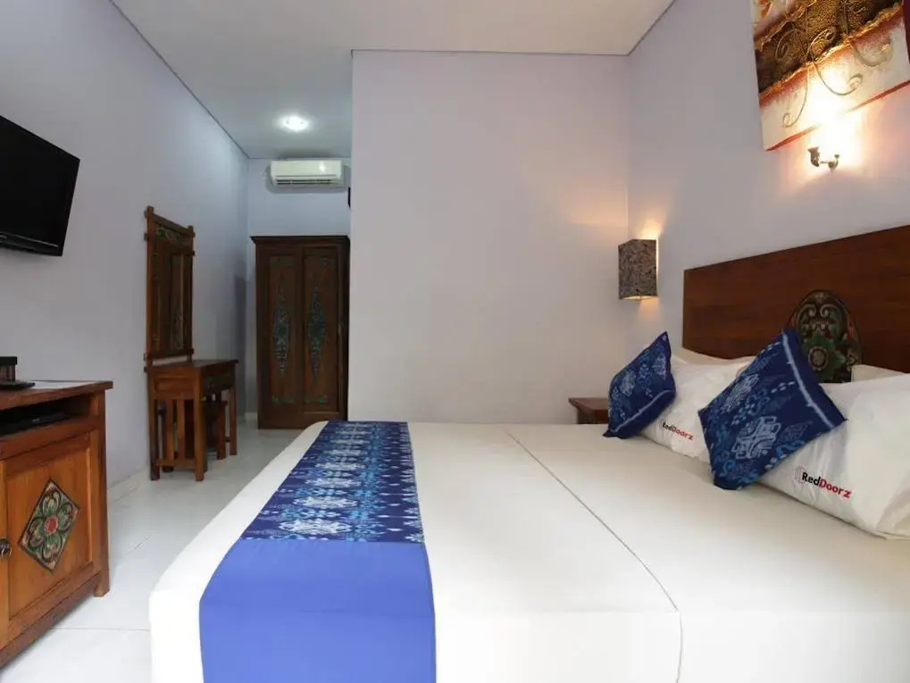 RedDoorz @ Pantai Cemara Sanur