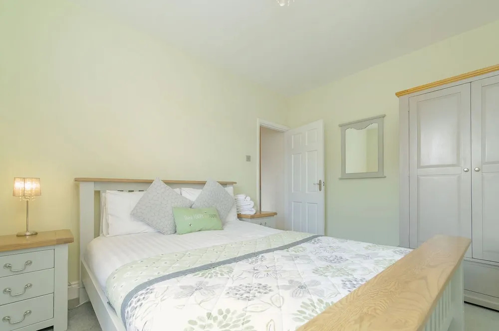 Roseberry House