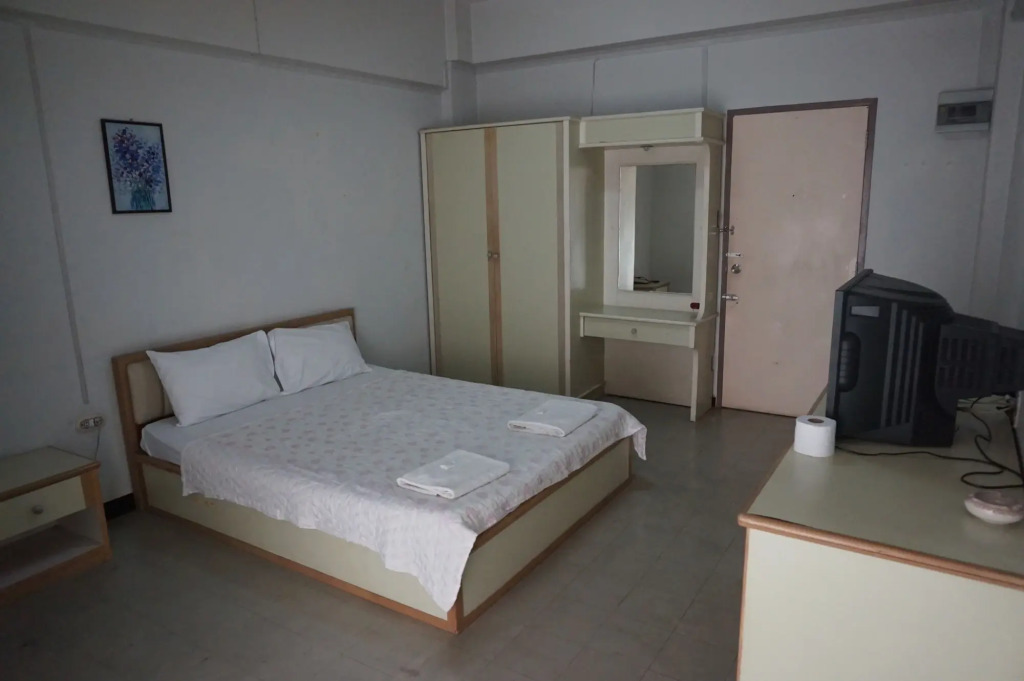 M In Korat Service Apartment