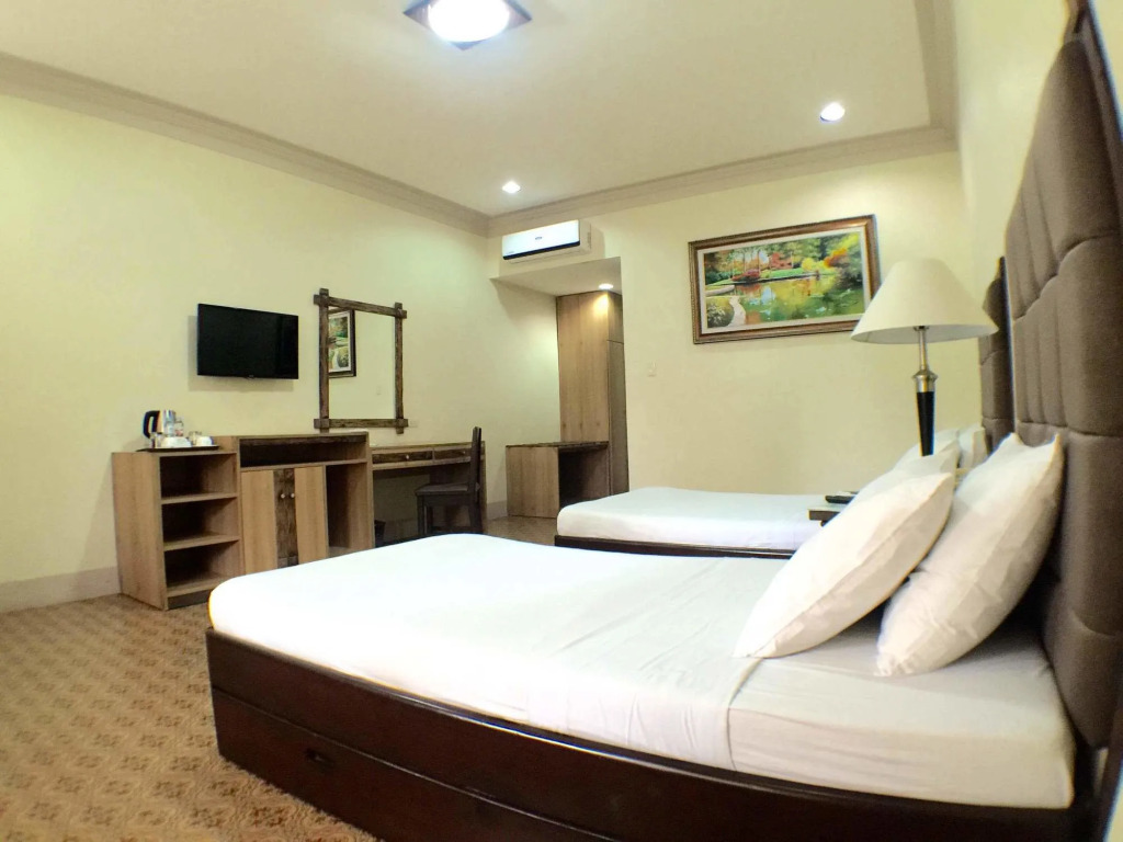 Bohol Tropics Resort
