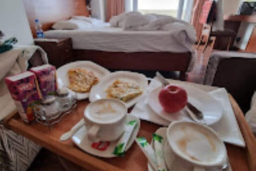 Luxury Guest House in Bahria Town