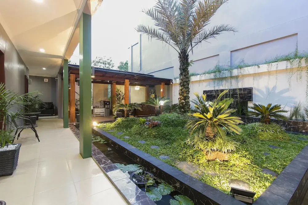 Rempoa Indah by Reddoorz