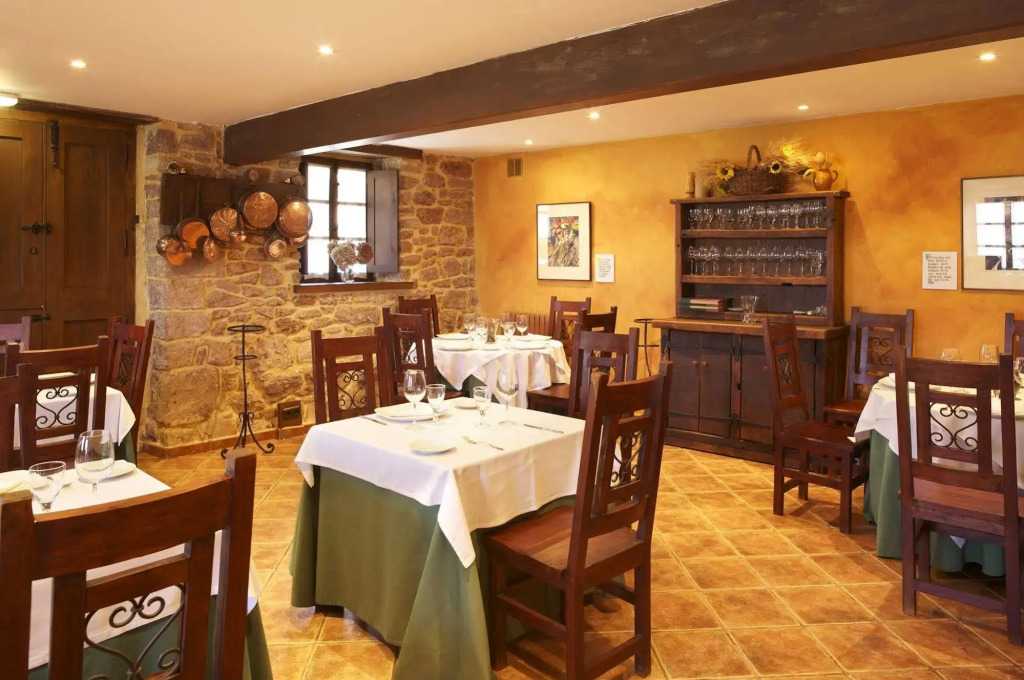 Hotel La Corte de Lugás