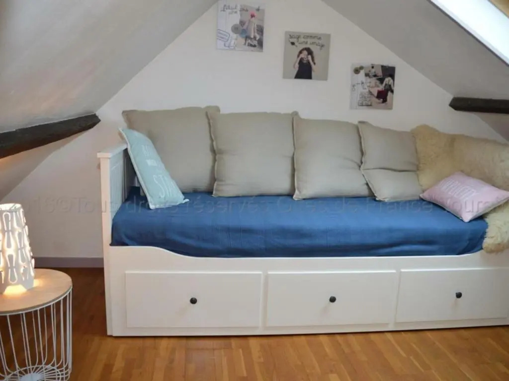 Gîte charmant près de Tours, jardin clos, idéal pour familles - FR-1-381-95