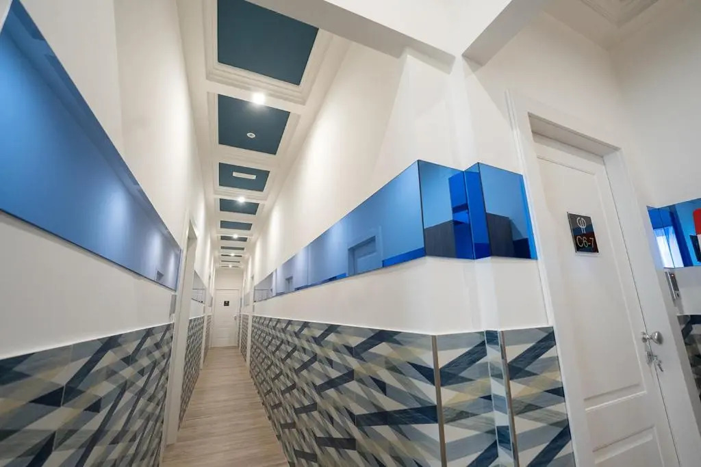 P.C. Boutique Medina H. Napoli Centro, by Clapa Group