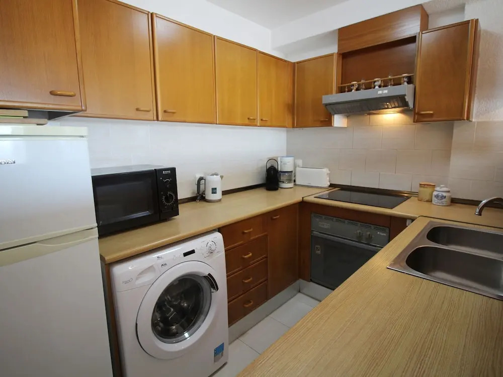 Apartment at the Canal With 2 Bedrooms Overlooking the Harbor and the sea