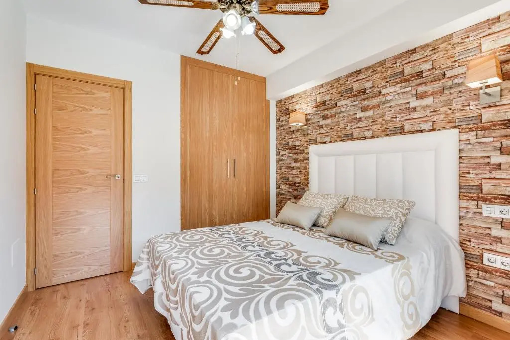 New 1 BR apartement on the sea in Marbella.