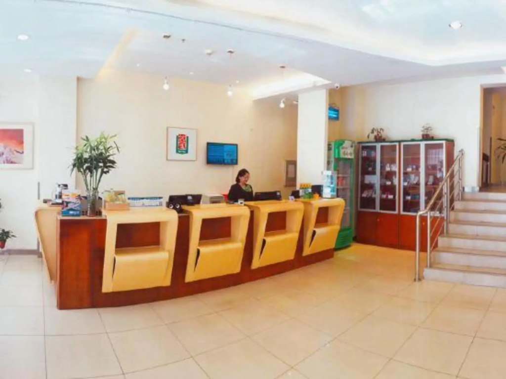 Motel （Tongji Hospital Qingnian Road Subway Station Shop）