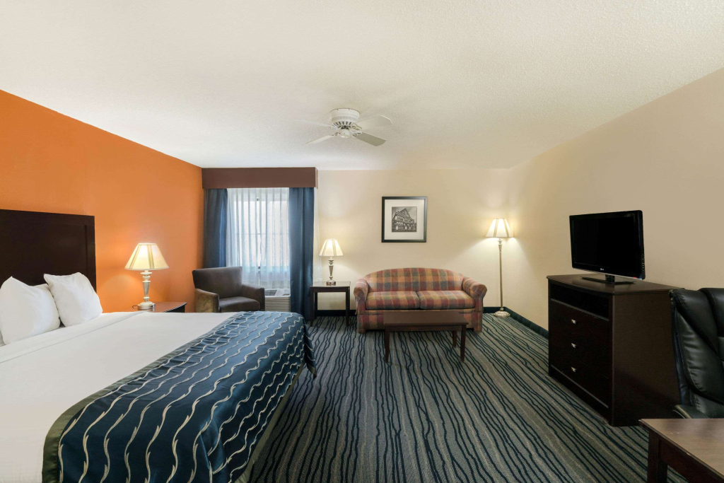 Comfort Inn & Suites Brentwood - Nashville