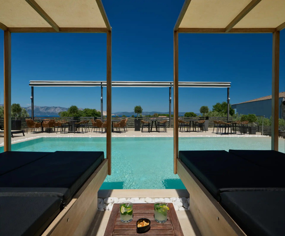 Altamar Hotel