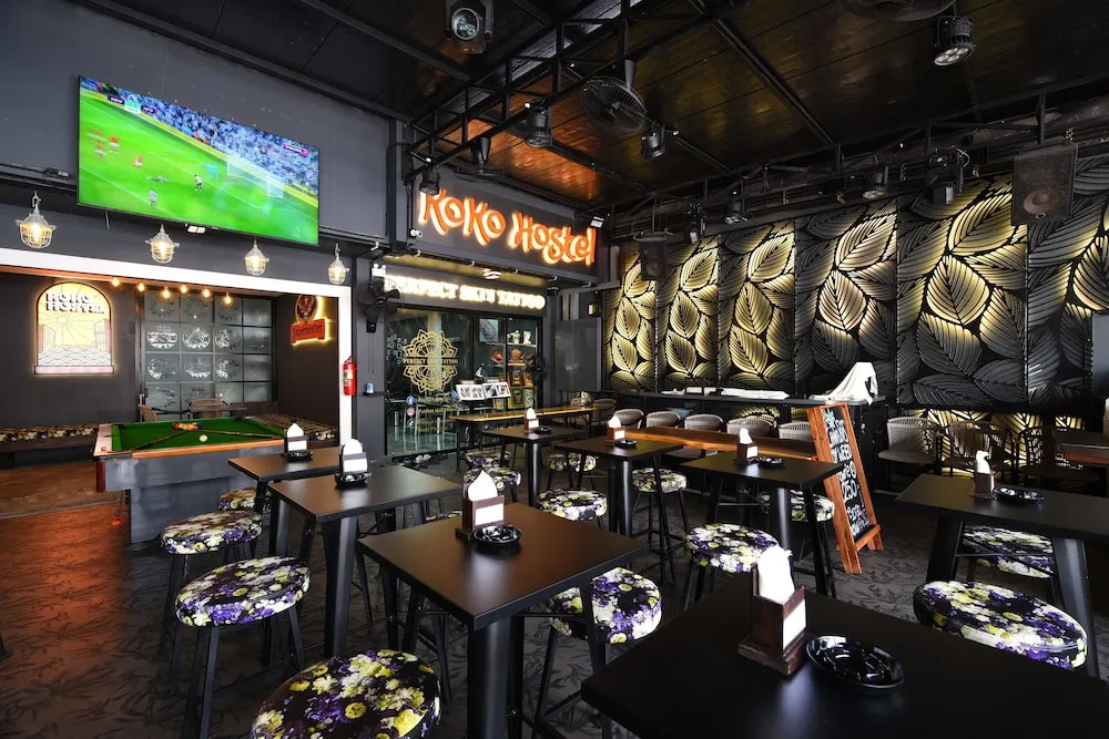 KOKO Hostel- Adults Only