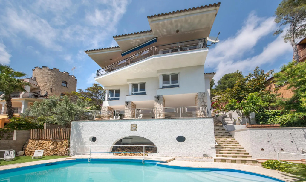 TH128 Villa playa La Mora