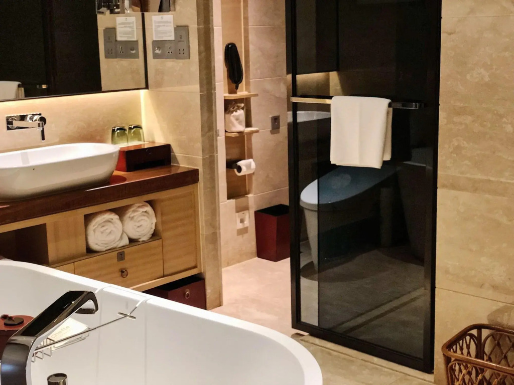 Cheery Dragon Canal Hotel Hangzhou - Intangible Cultural Heritage Hotel