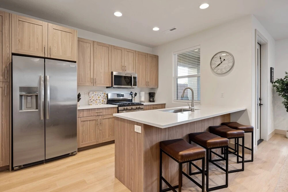 Hallser's Hive #4 3 Bedroom Townhouse