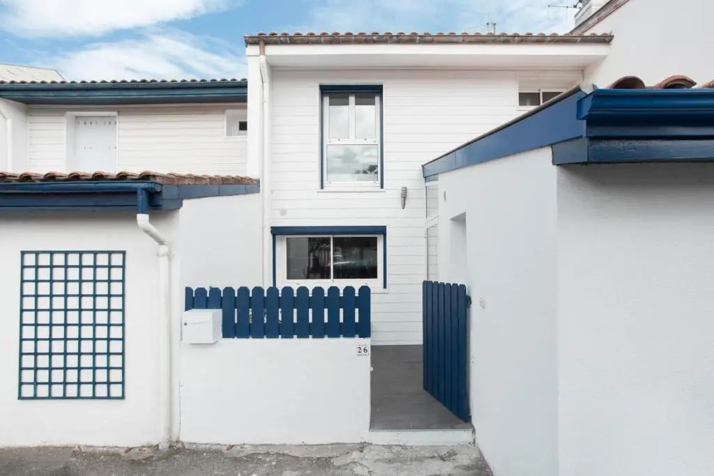 Calypso, Beautiful City House in Quiet Area, Close To Center.