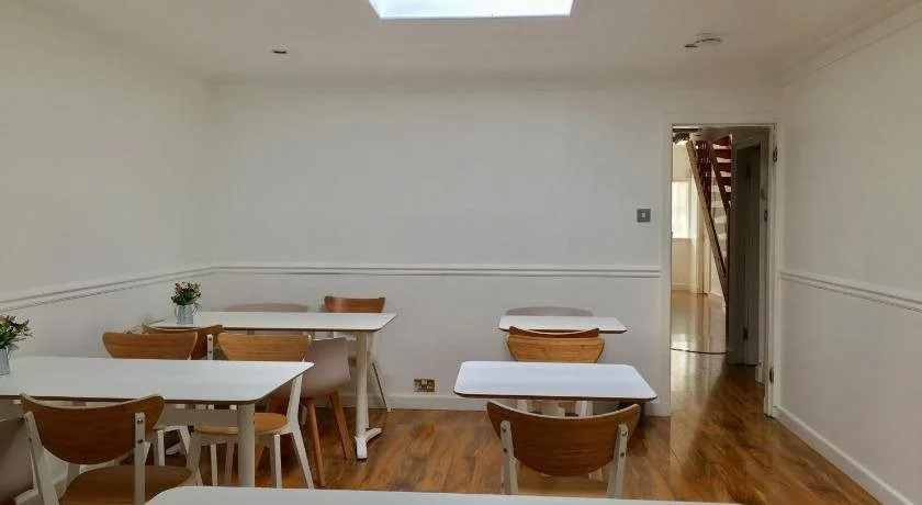 O Hostel