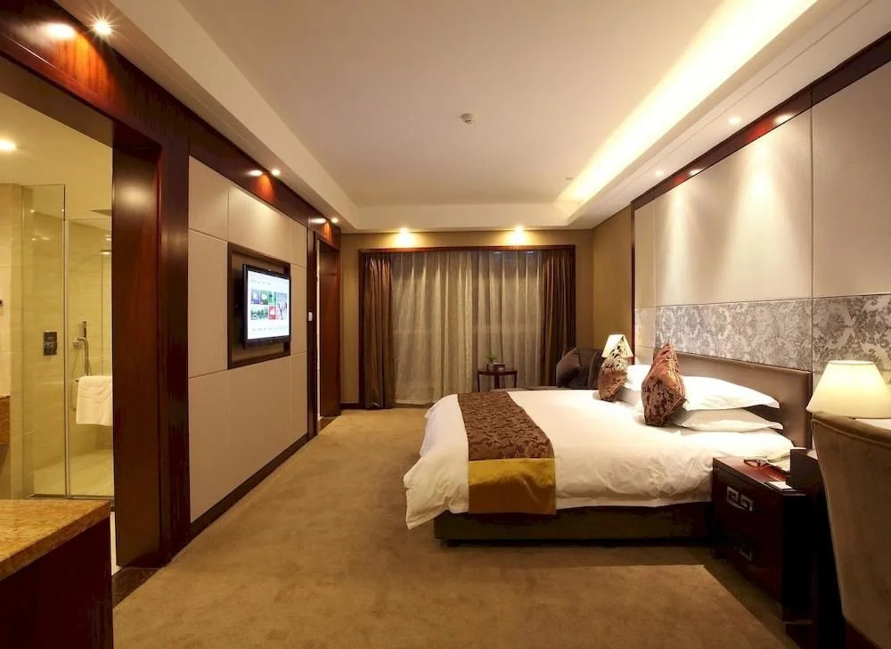Hangzhou Binjiang Maison New Century Hotel