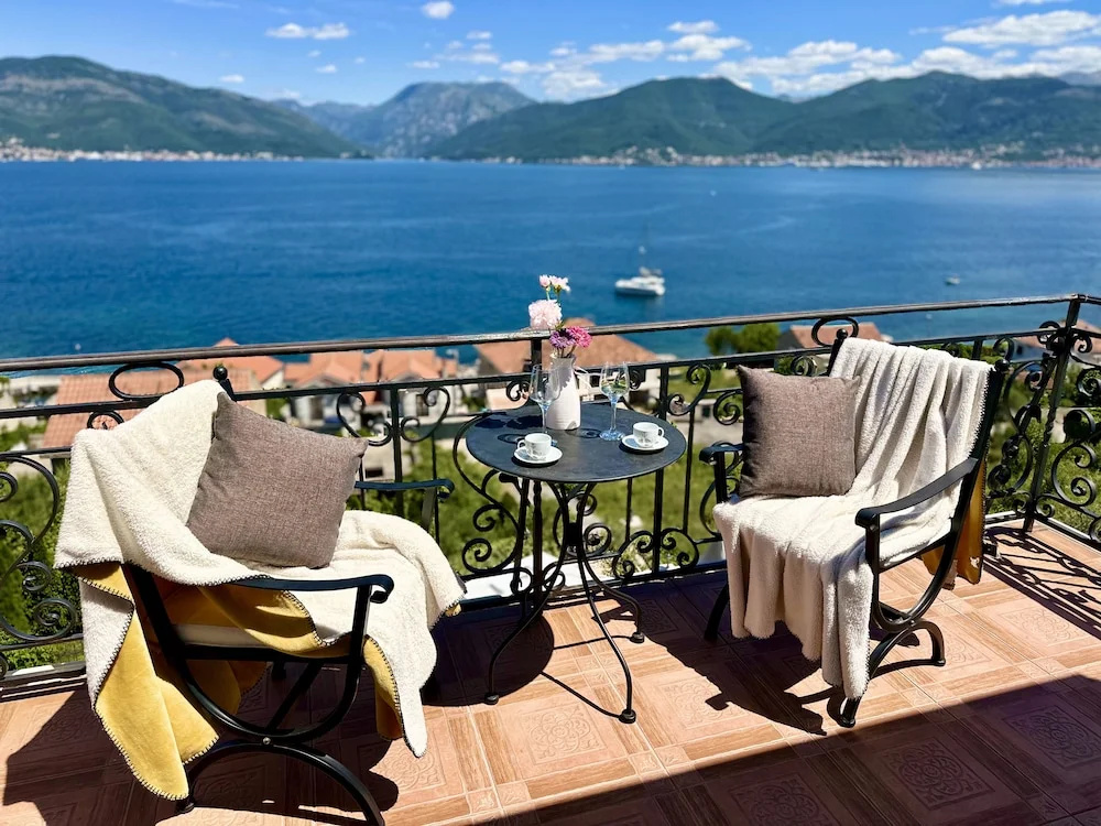 Villa Mare Apartments