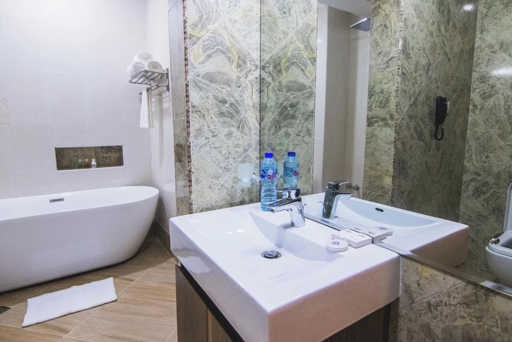 BON Hotel Imperial