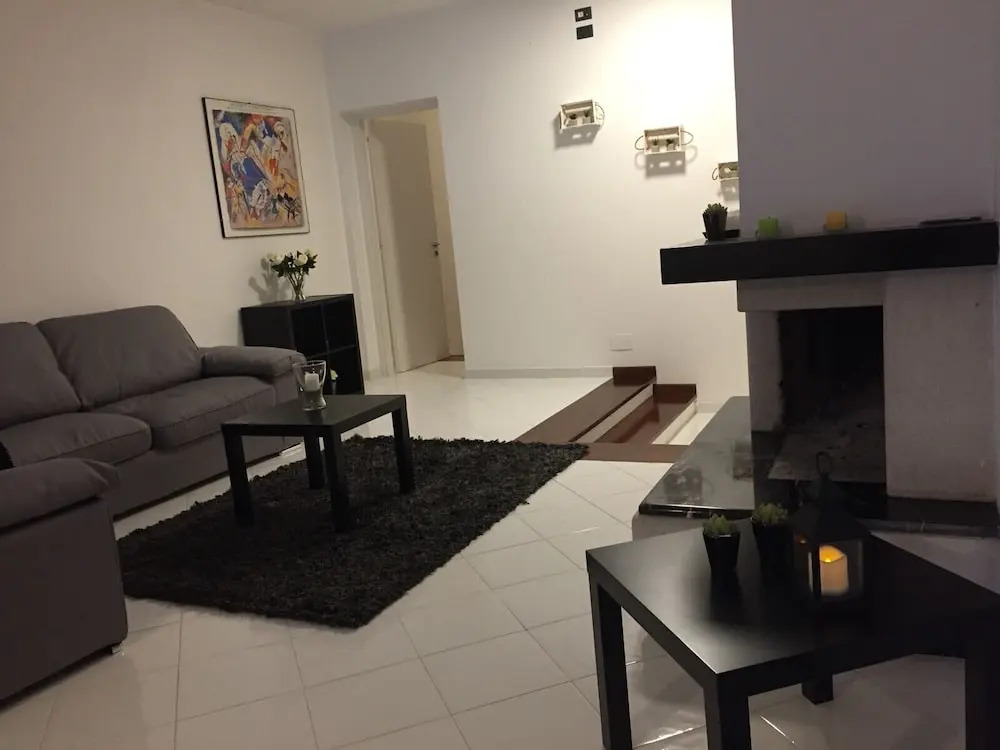 Al Civico 9 Apartment