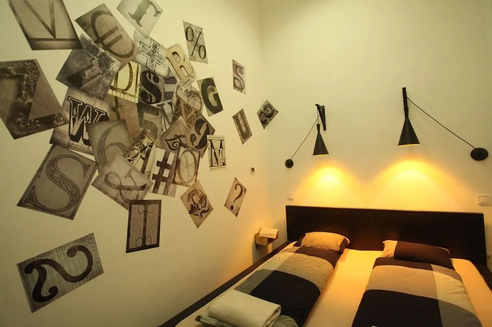 Dfive Apartments - Timber