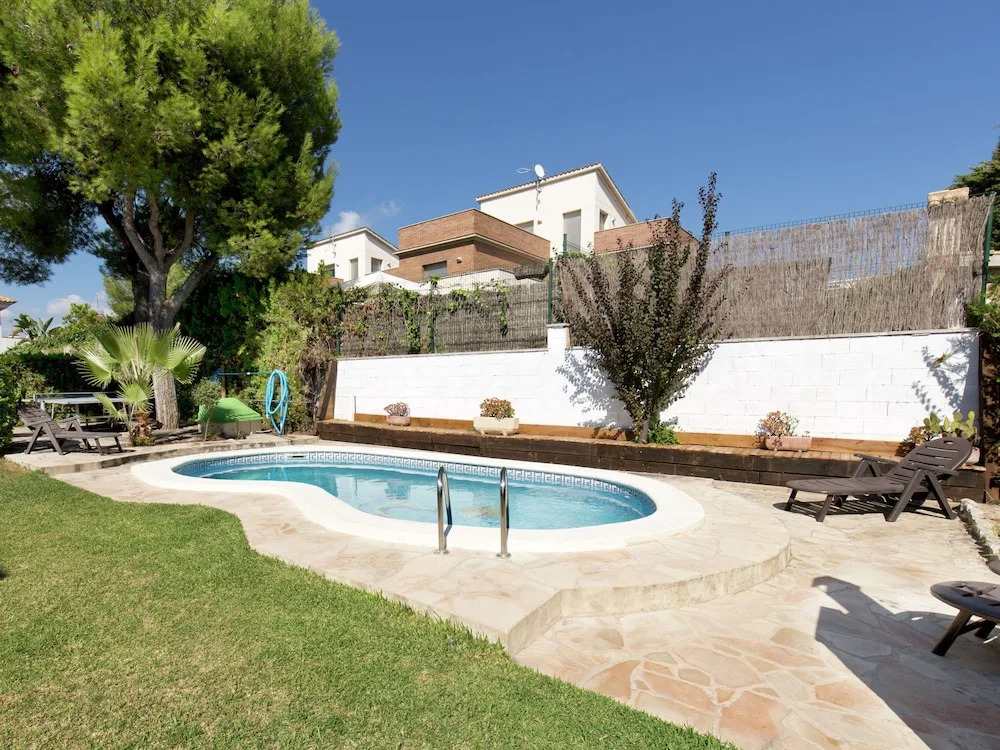 Cozy Holiday Home in Vendrell With Private Pool
