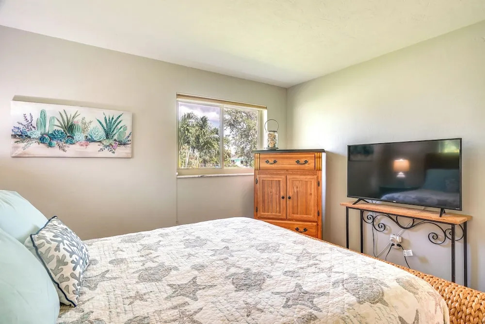 Private Dock & Lanai: Waterfront Cape Coral Home!